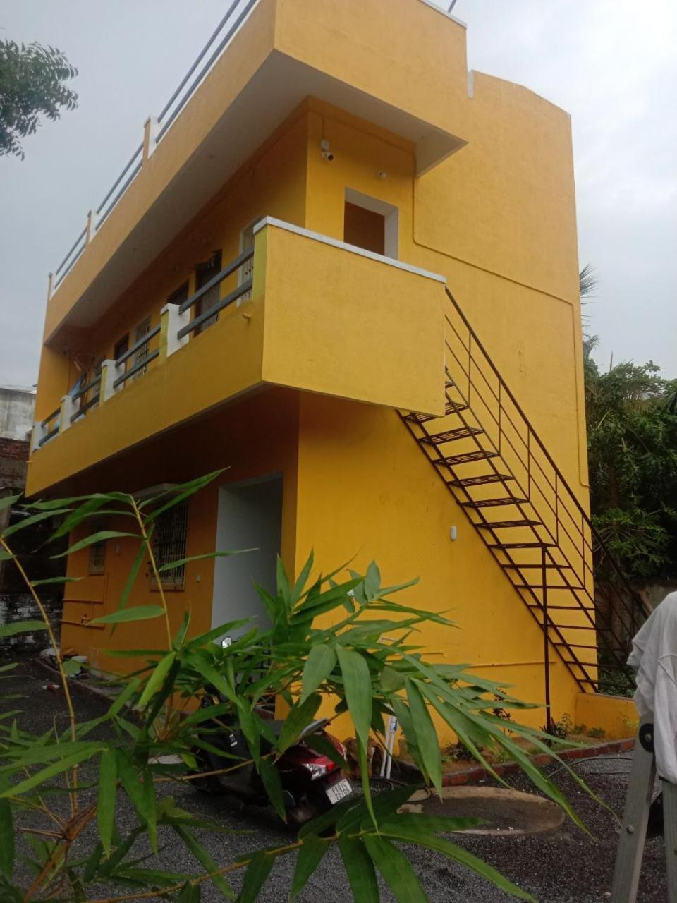 Thendral Hostel Monthly Rental Pondicherry Esterno foto